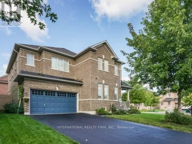 39 Lewis Honey Drive, Aurora, Ontario  L4G 0J4 - Photo 2 - N12090560