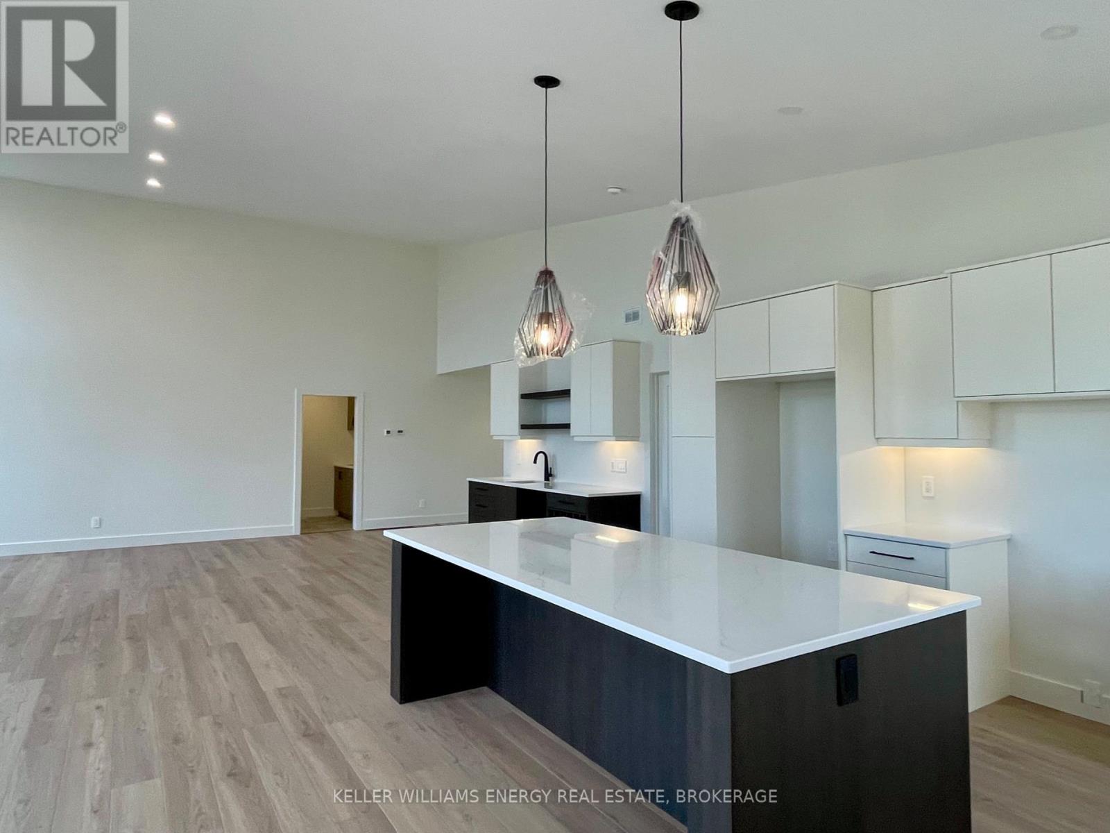 13 Partridge Hollow Road, Prince Edward County, Ontario  K0K 1T0 - Photo 10 - X12078826