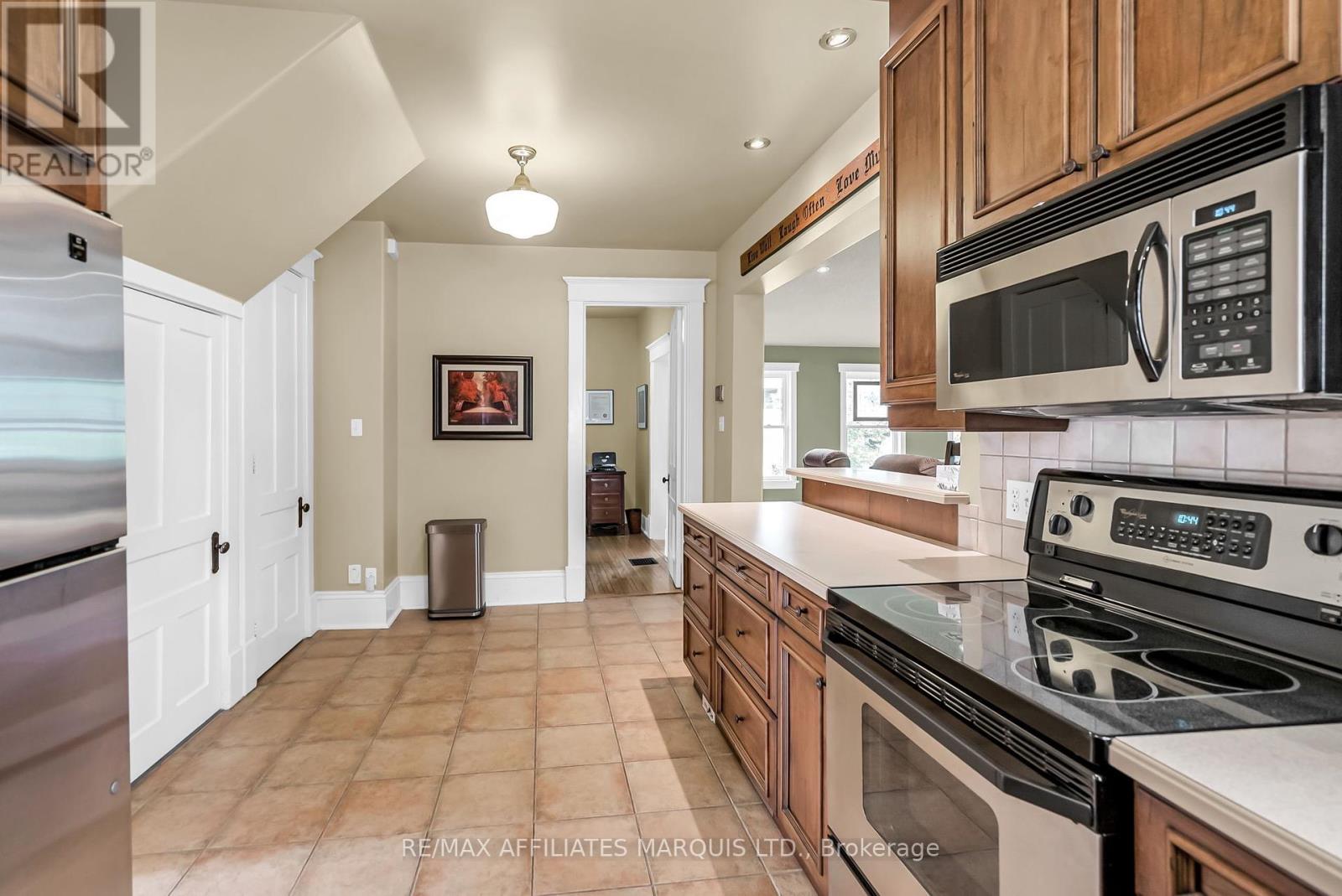 21 Peter Street, North Glengarry, Ontario  K0C 1T0 - Photo 15 - X12204344