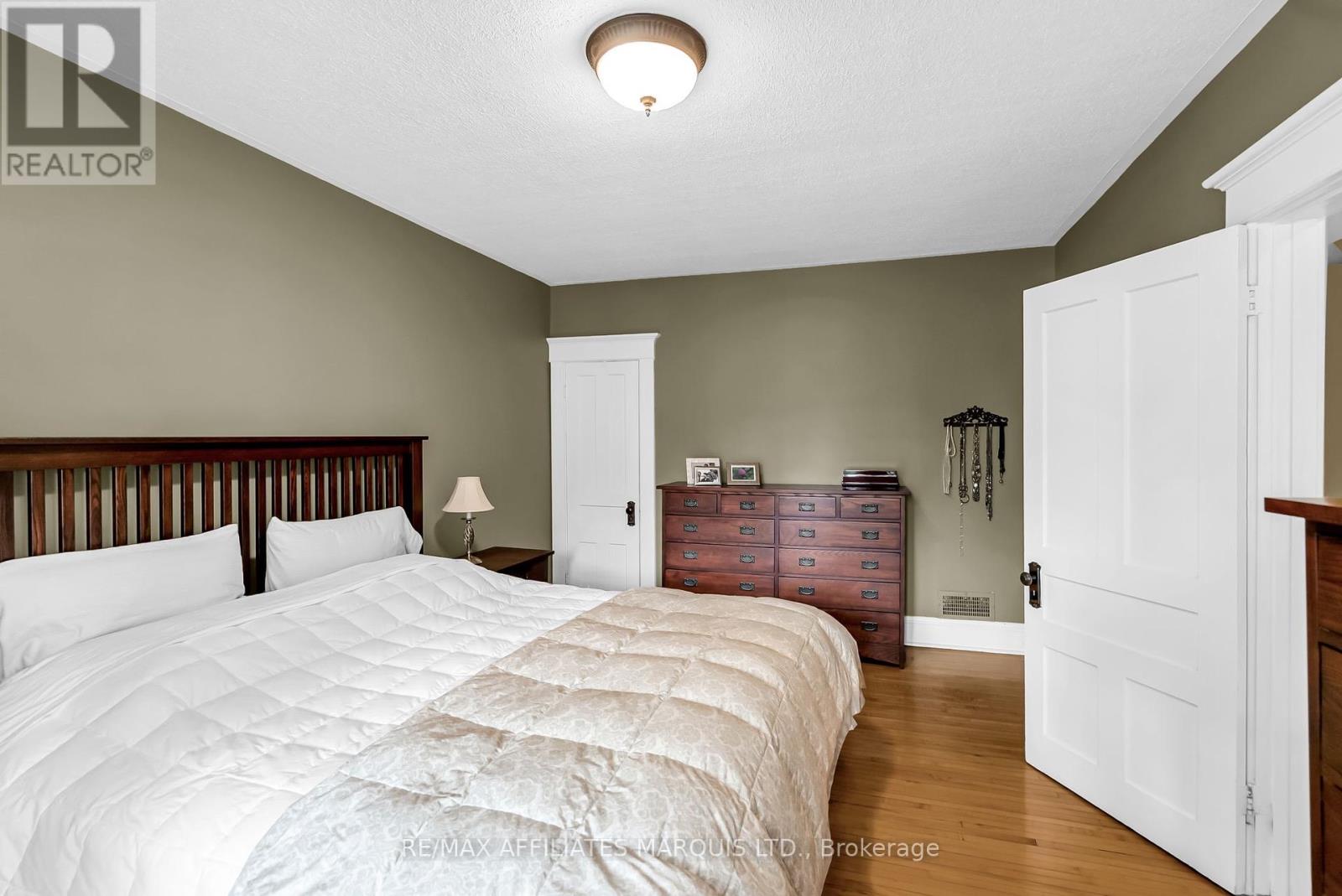21 Peter Street, North Glengarry, Ontario  K0C 1T0 - Photo 28 - X12204344