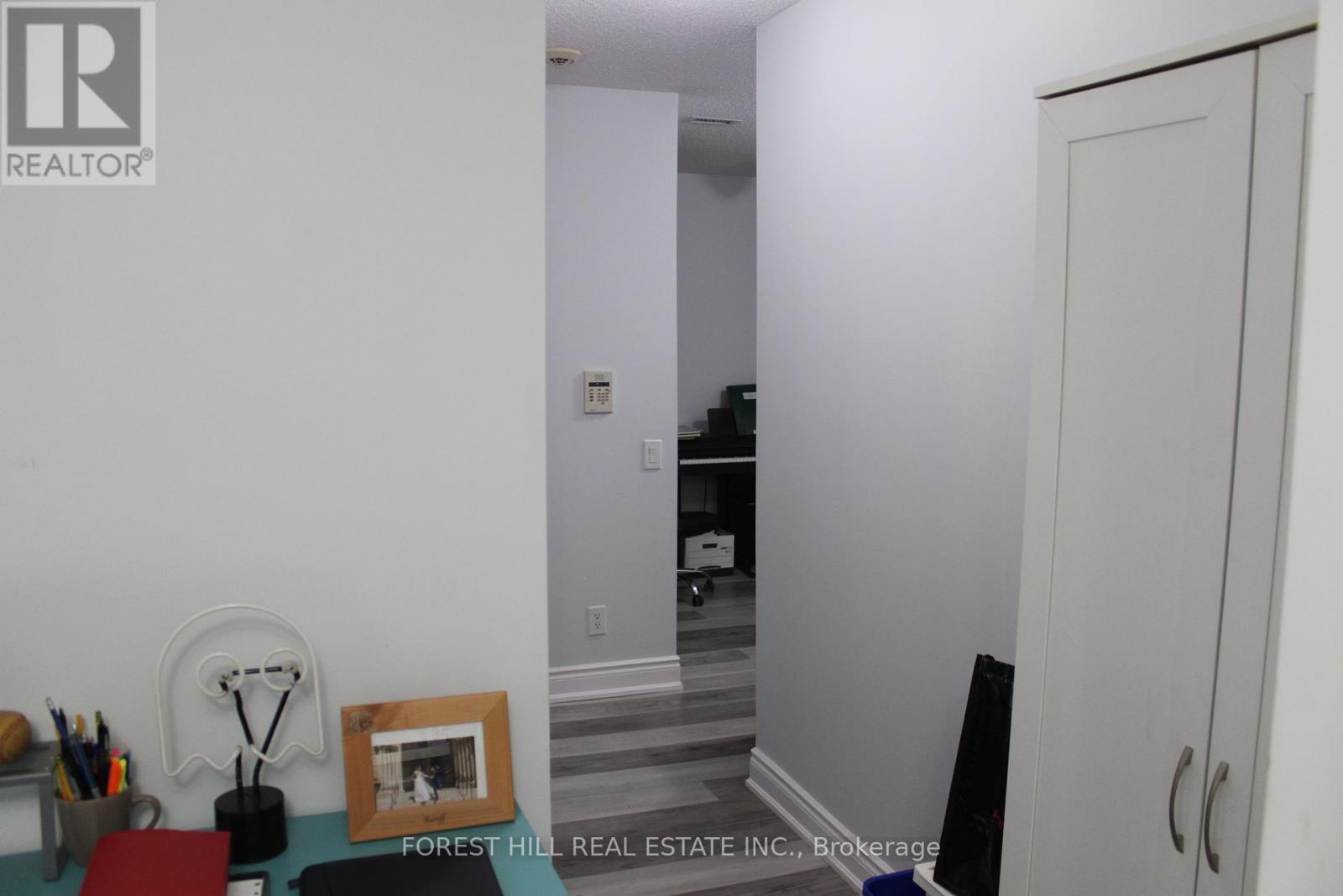 214 - 15 Northtown Way, Toronto, Ontario  M2N 7A2 - Photo 12 - C12204363