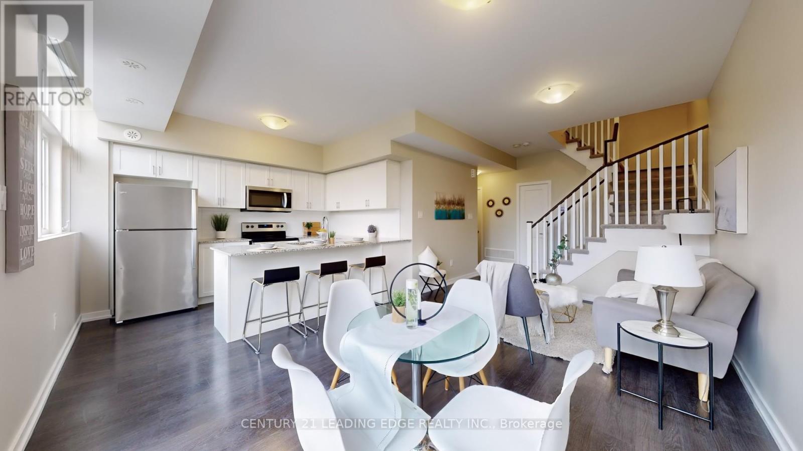 304 - 2 Linsmore Place, Whitchurch-Stouffville, Ontario  L4A 4T4 - Photo 12 - N12204353
