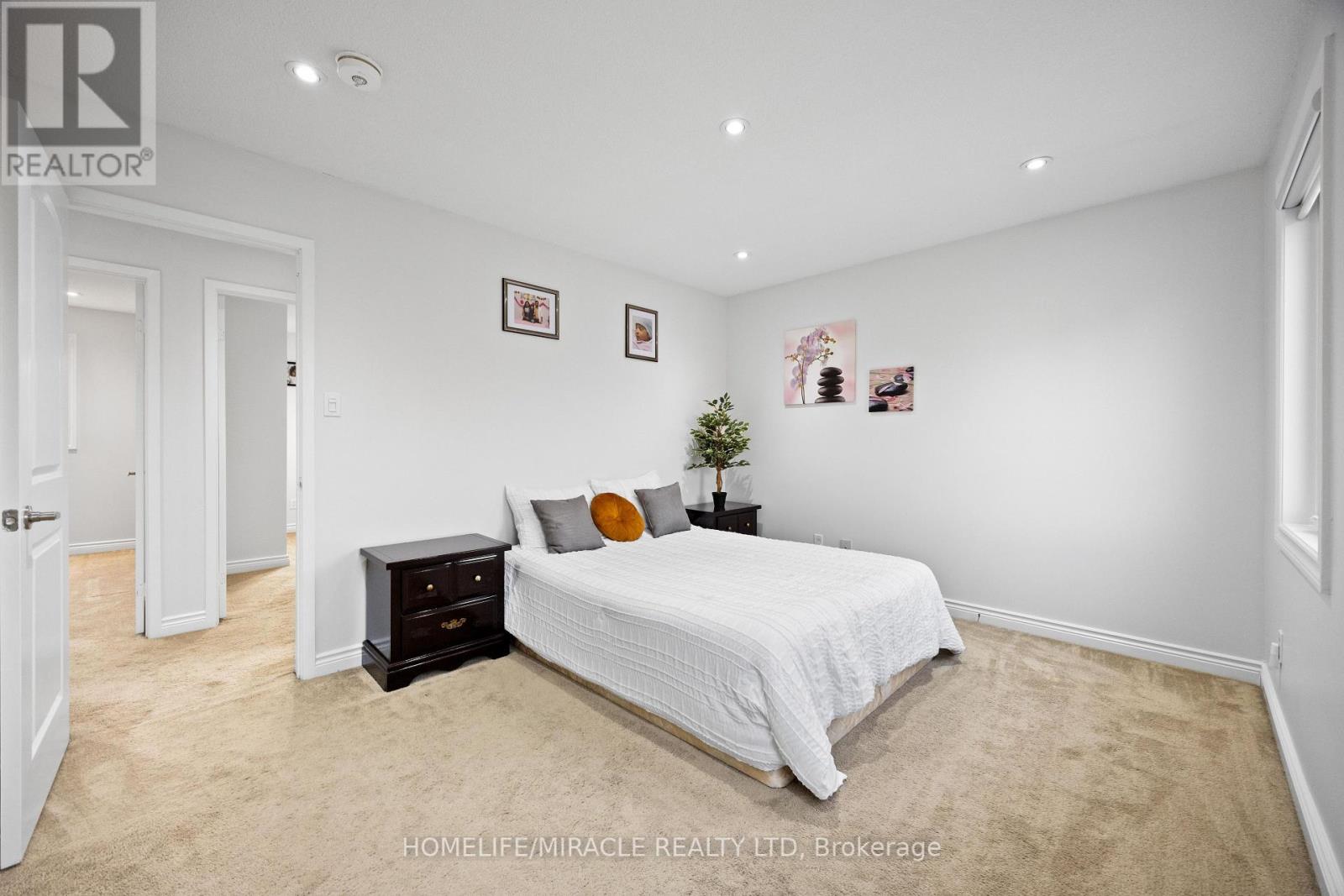 21 Folkstone Crescent, Brampton, Ontario  L6T 3M4 - Photo 25 - W12202151