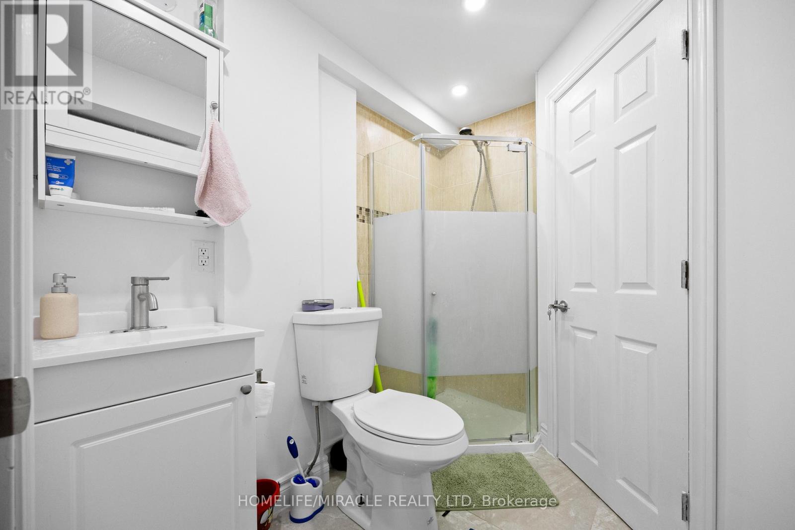 21 Folkstone Crescent, Brampton, Ontario  L6T 3M4 - Photo 42 - W12202151