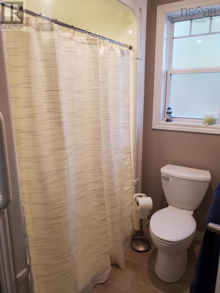 321 Cole Harbour Village Road, Cole Harbour, Nova Scotia  B0H 1T0 - Photo 12 - 202505182