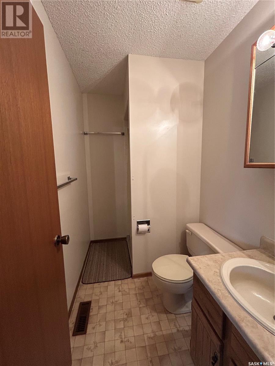 8 Mcculloch Street, Fillmore, Saskatchewan  S0G 1N0 - Photo 11 - SK008668