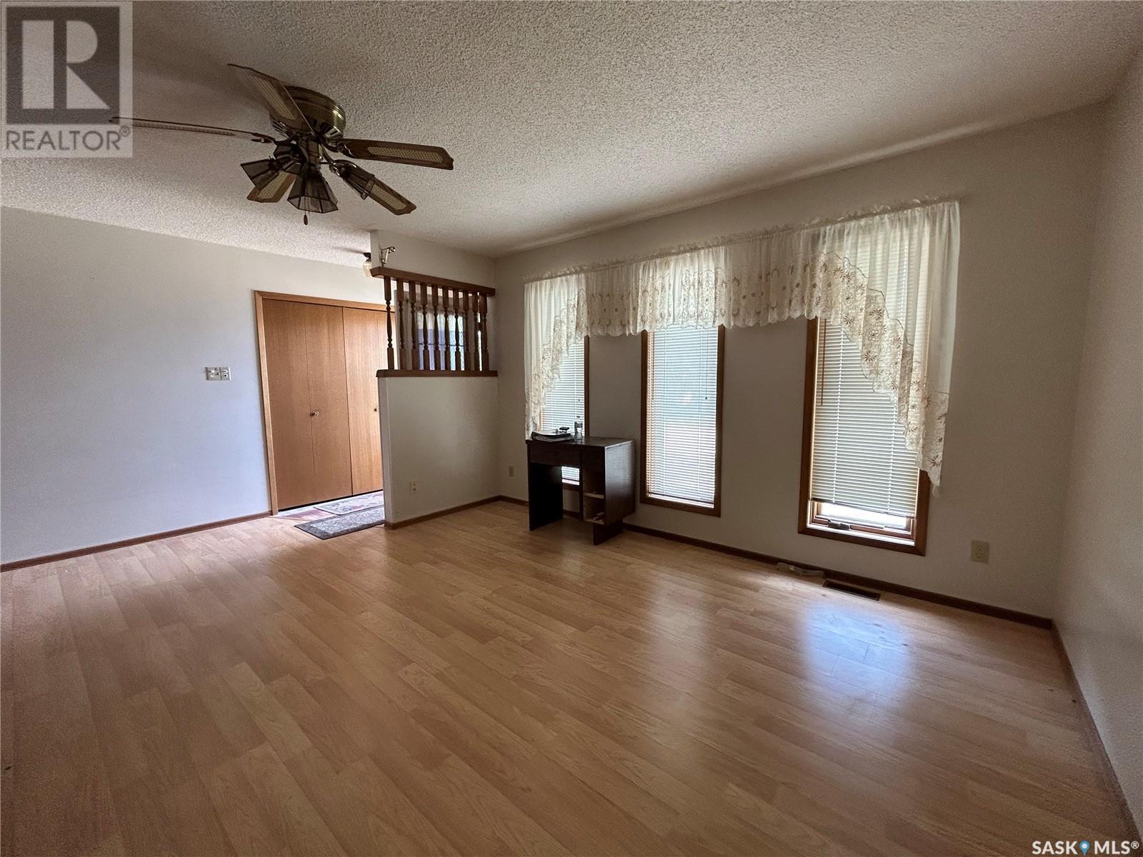8 Mcculloch Street, Fillmore, Saskatchewan  S0G 1N0 - Photo 3 - SK008668