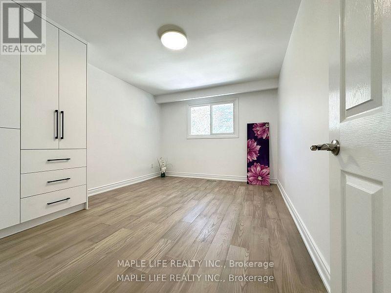 55 James Gray Drive, Toronto, Ontario  M2H 1N8 - Photo 6 - C12201016