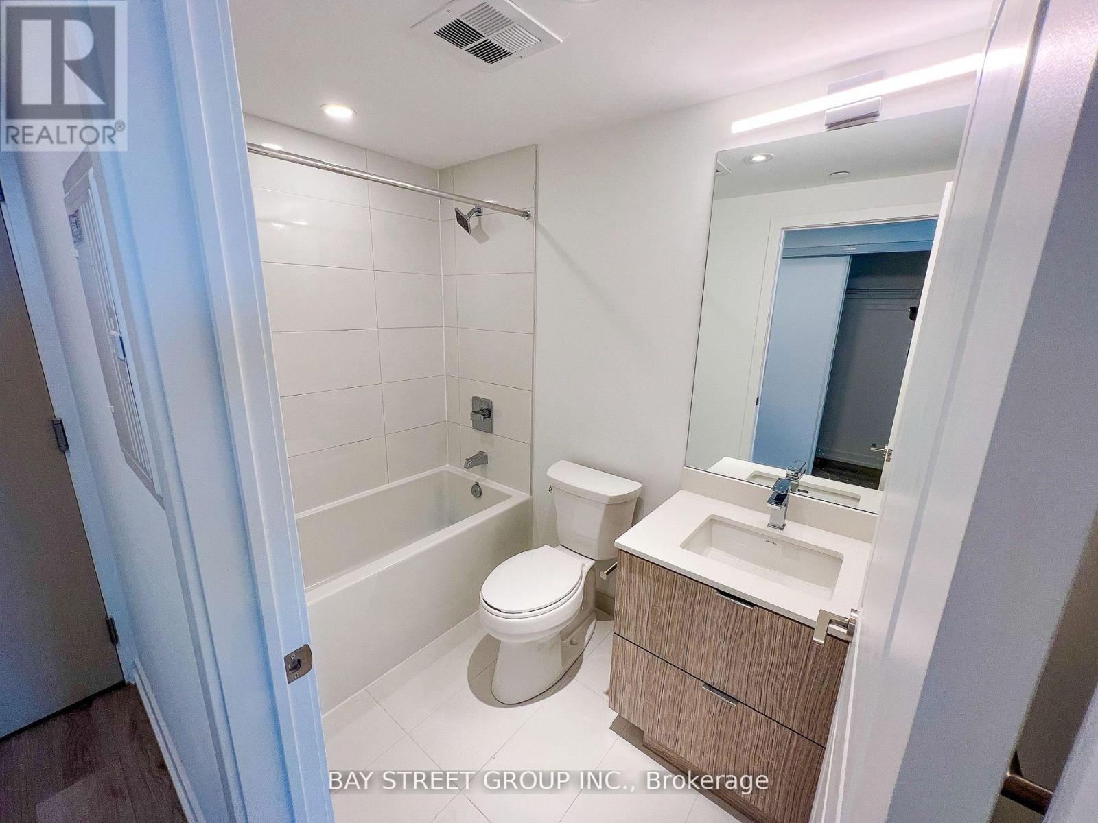 4408 - 395 Bloor St East, Toronto, Ontario  M4W 0B4 - Photo 10 - C12203989