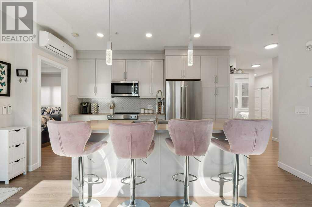 Property at 1102, 80 Greenbriar Place NW image 2