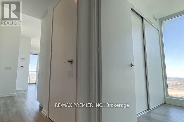 3303 - 1000 Portage Parkway, Vaughan, Ontario  L4K 0L1 - Photo 7 - N12204379
