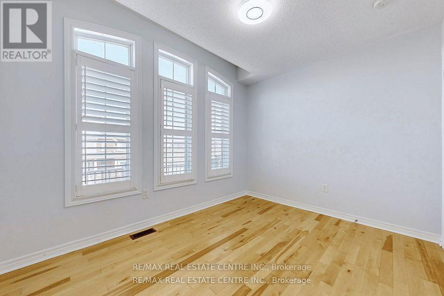 84 Betony Drive, Richmond Hill, Ontario  L4E 3N2 - Photo 39 - N12204389