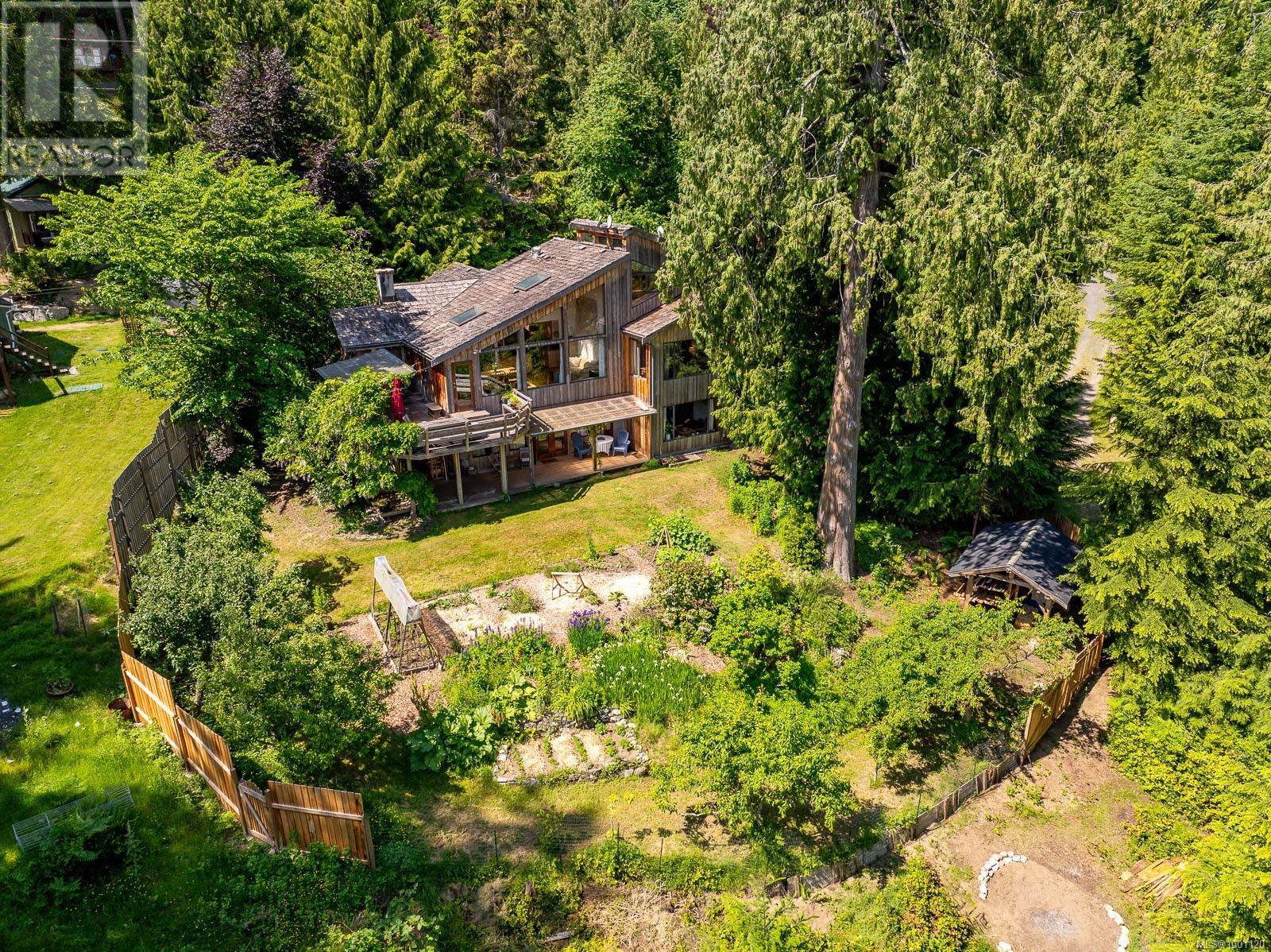 822 Austin Dr, Cortes Island, British Columbia  V0P 1K0 - Photo 42 - 1001120
