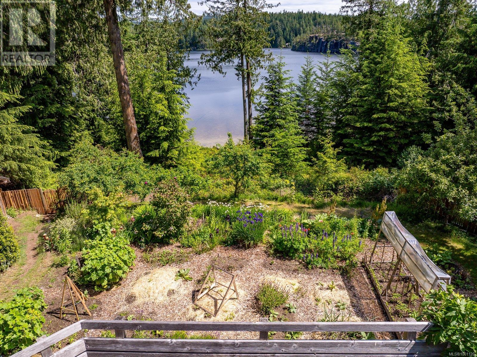 822 Austin Dr, Cortes Island, British Columbia  V0P 1K0 - Photo 35 - 1001120