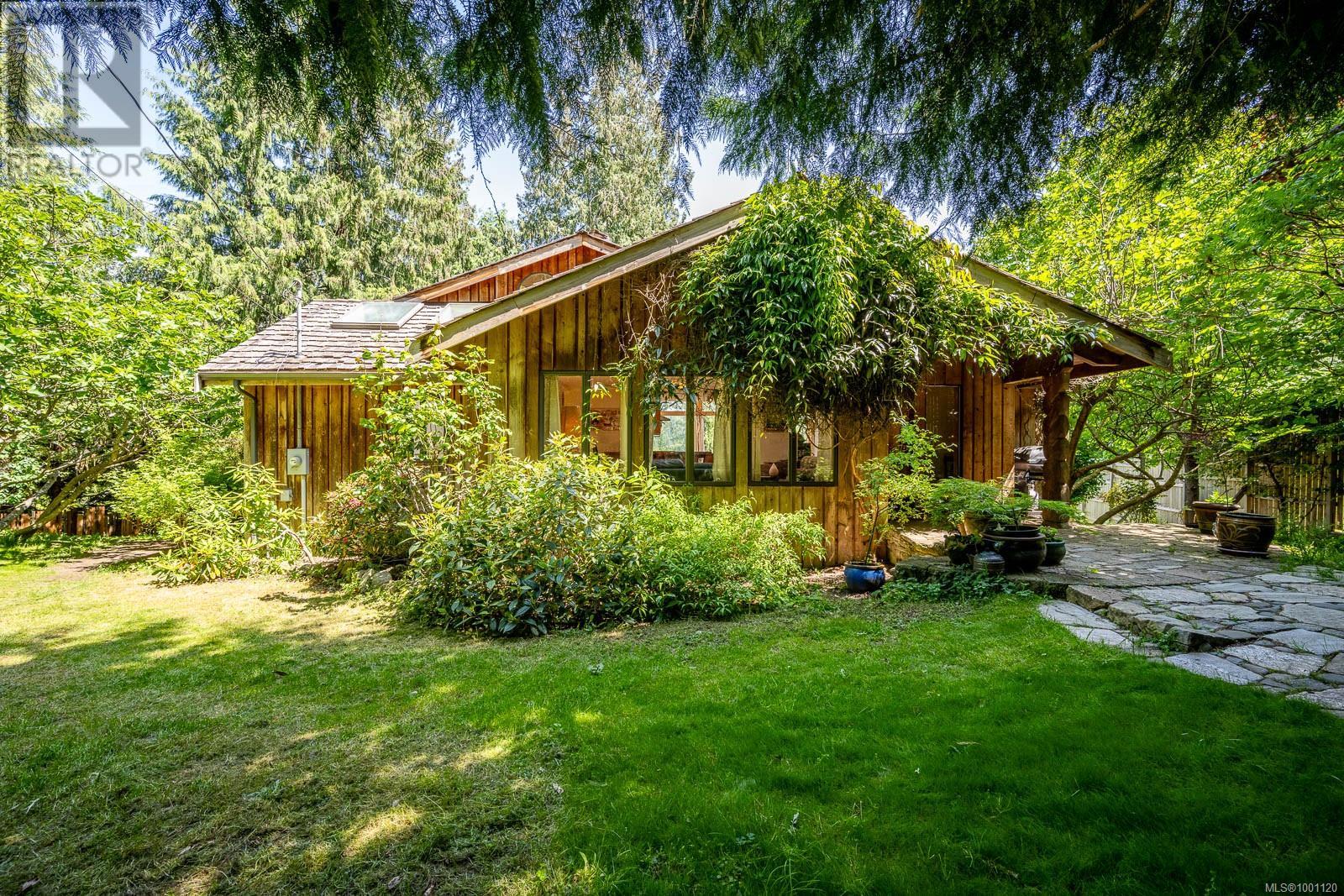 822 Austin Dr, Cortes Island, British Columbia  V0P 1K0 - Photo 32 - 1001120