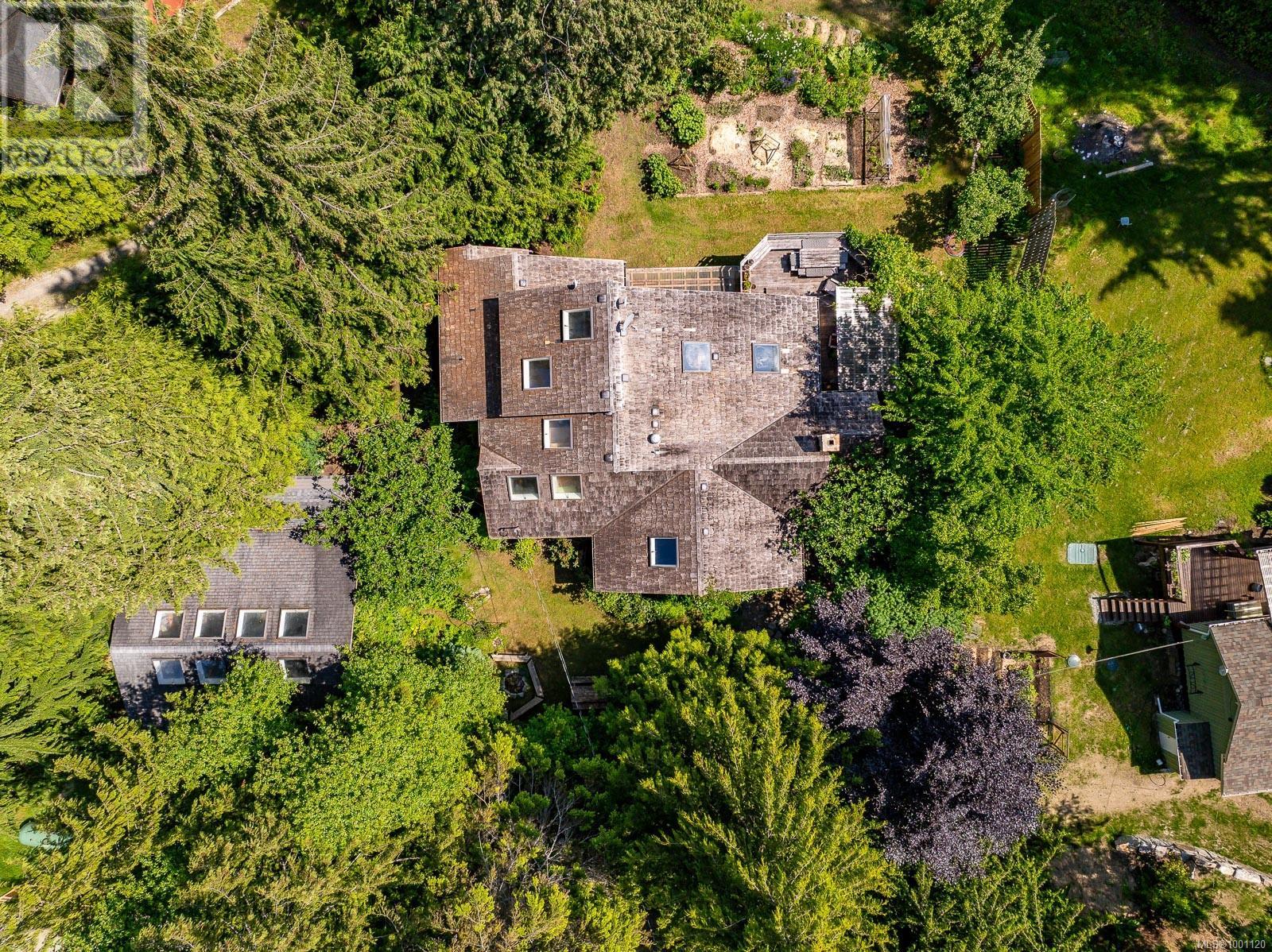 822 Austin Dr, Cortes Island, British Columbia  V0P 1K0 - Photo 44 - 1001120