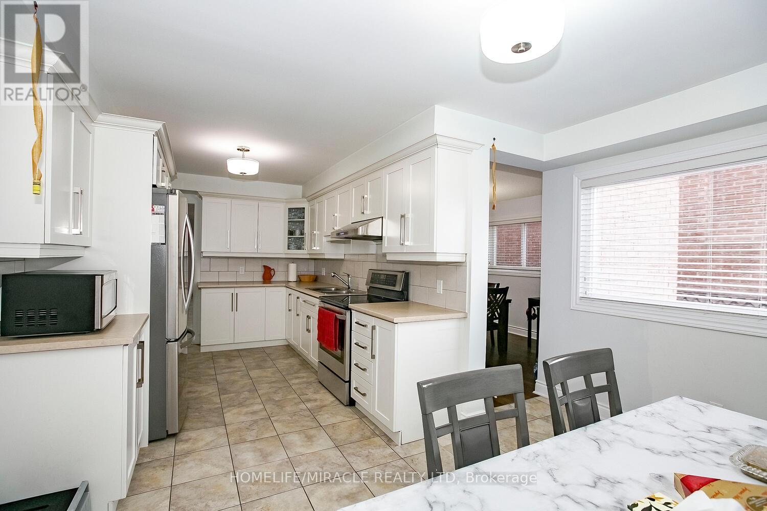 25 Oaklea Boulevard, Brampton, Ontario  L6Y 4H7 - Photo 15 - W12204370