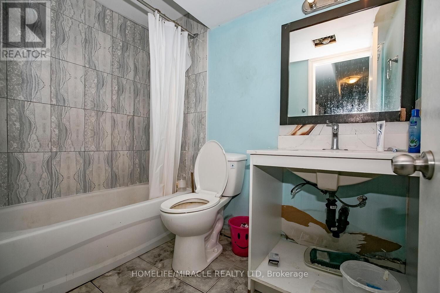 25 Oaklea Boulevard, Brampton, Ontario  L6Y 4H7 - Photo 43 - W12204370