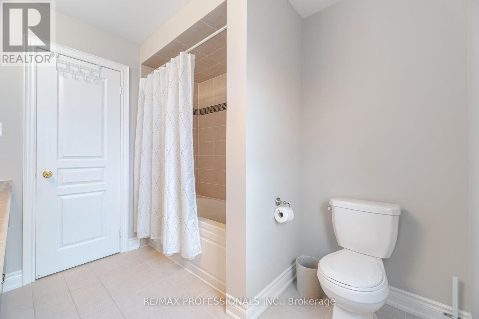 3190 Southwind Road, Mississauga, Ontario  L5M 0V8 - Photo 41 - W12204385