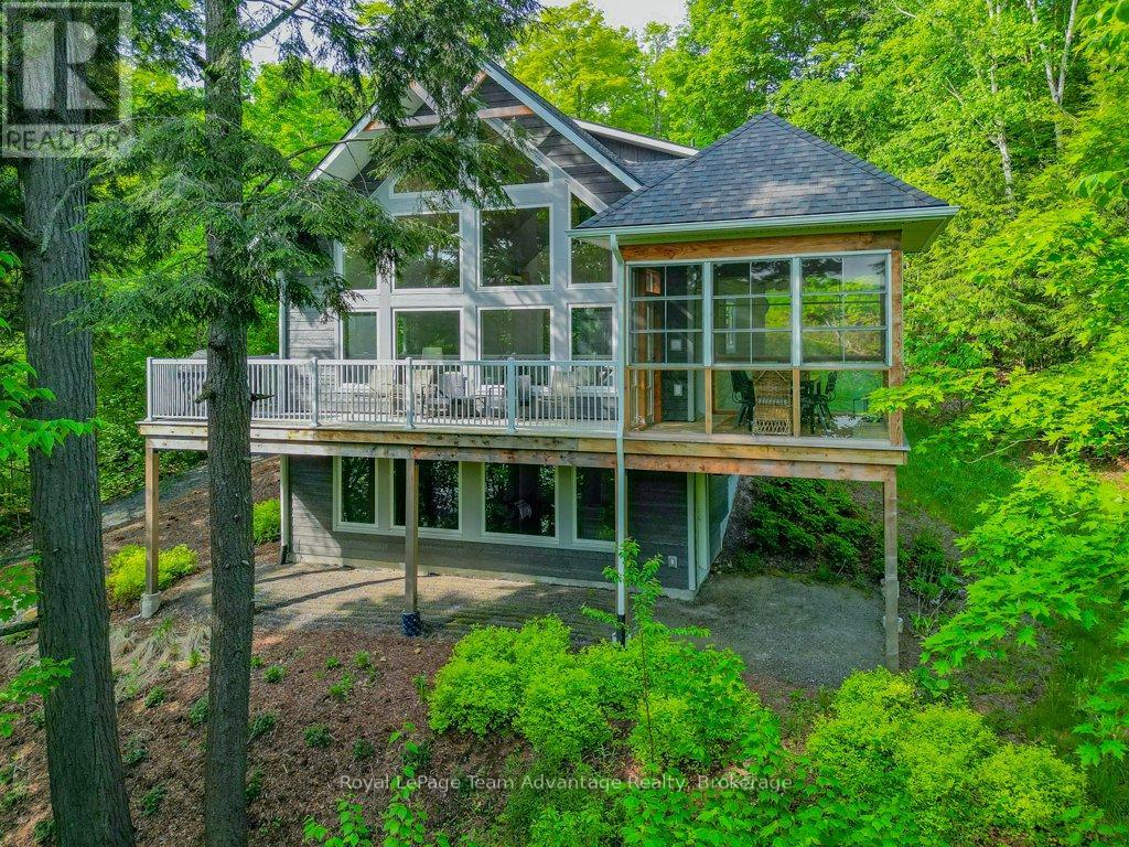 63 MAPLE DRIVE, Perry, Ontario