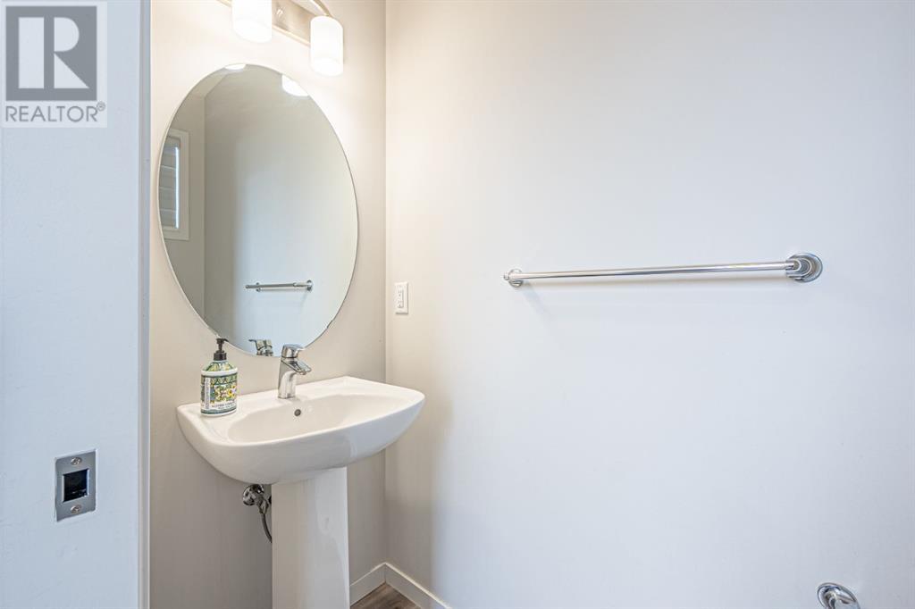 9 Red Sky Road Ne, Calgary, Alberta  T3N 1P8 - Photo 4 - A2227351