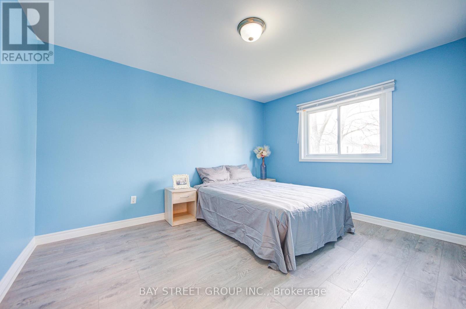 4554 Ryerson Crescent, Niagara Falls (Downtown), Ontario  L2E 1E2 - Photo 32 - X12074837