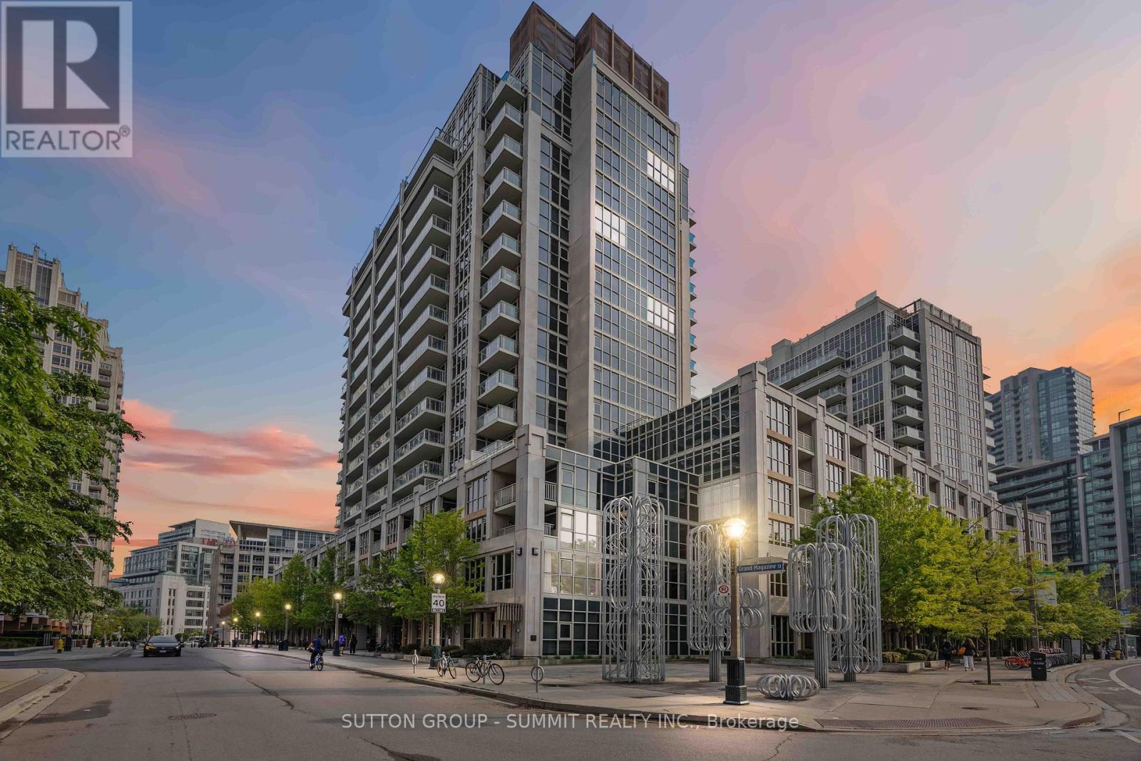 Ph 41 - 38 Grand Magazine Street, Toronto, Ontario  M5V 0B1 - Photo 2 - C12204416