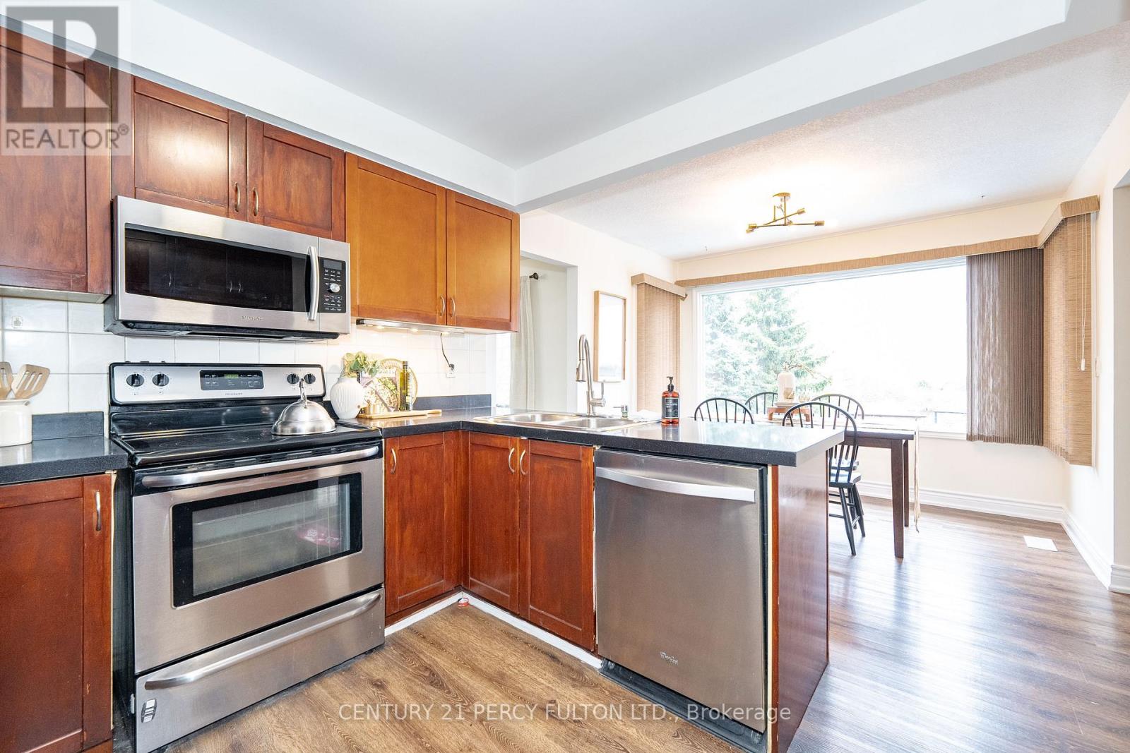 101 Sawdon Drive, Whitby, Ontario  L1N 8A8 - Photo 16 - E12204399