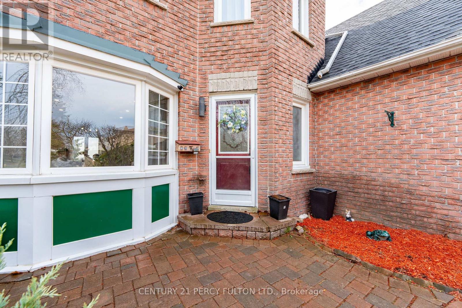 101 Sawdon Drive, Whitby, Ontario  L1N 8A8 - Photo 3 - E12204399