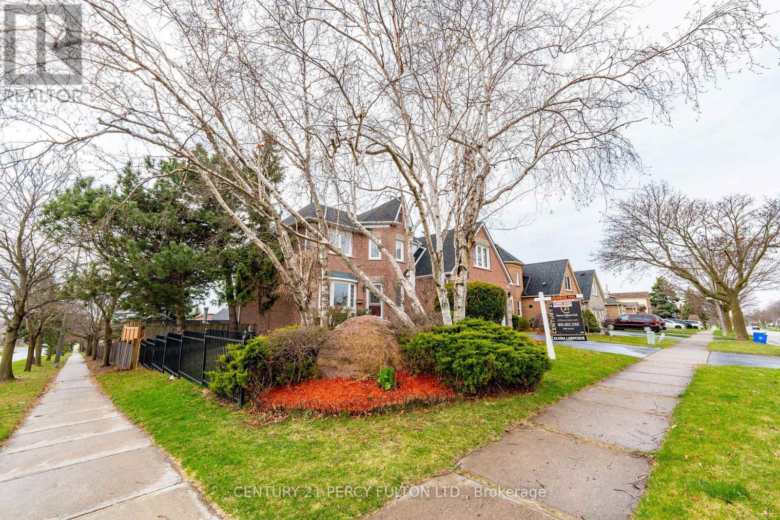 101 Sawdon Drive, Whitby, Ontario  L1N 8A8 - Photo 4 - E12204399