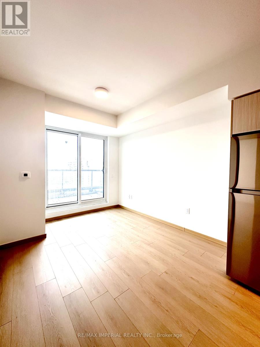B 810 - 3429 Sheppard Avenue E, Toronto, Ontario  M1T 3K5 - Photo 5 - E12204429