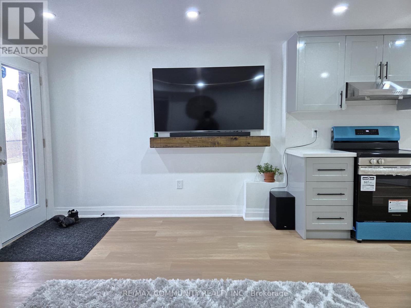 Bsmt - 3279 Turnstone Boulevard, Pickering, Ontario  L1X 0M9 - Photo 6 - E12204442