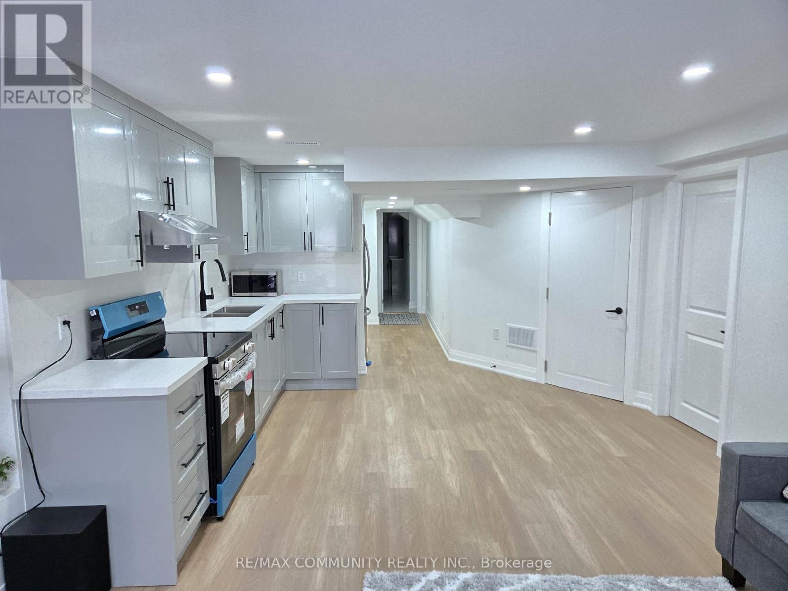 Bsmt - 3279 Turnstone Boulevard, Pickering, Ontario  L1X 0M9 - Photo 7 - E12204442