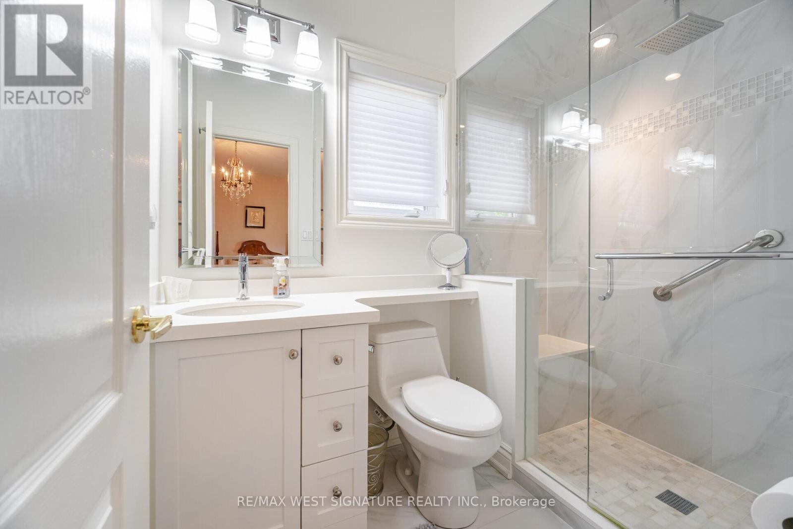 121 Calera Crescent, Vaughan, Ontario  L4H 1W1 - Photo 17 - N12204402