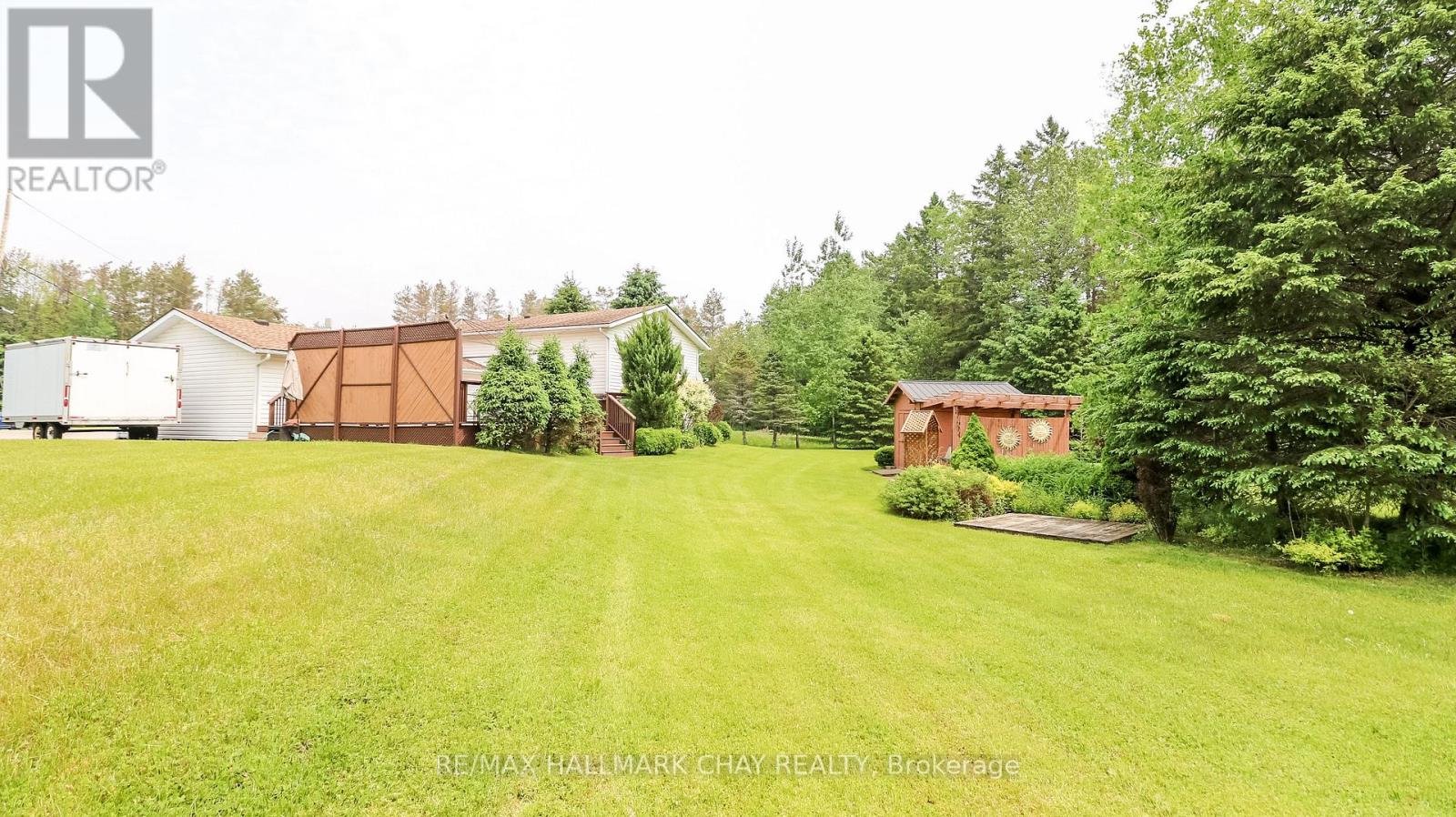 19 Crystalwood Lane, Springwater, Ontario  L0L 1X0 - Photo 17 - S12204395