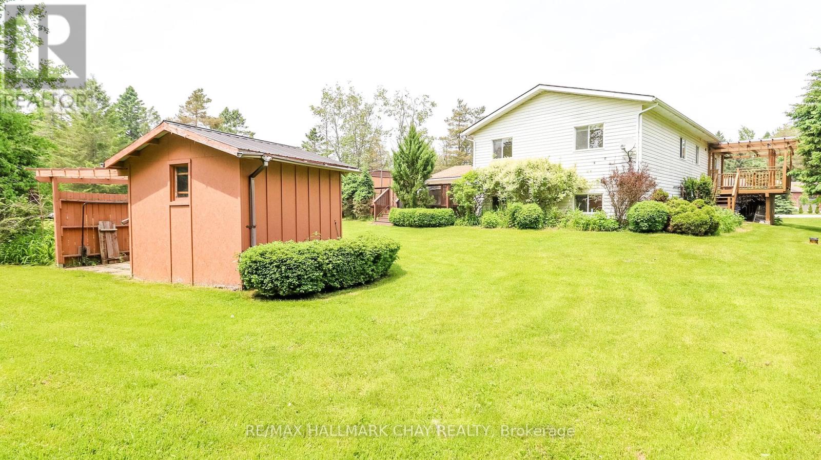 19 Crystalwood Lane, Springwater, Ontario  L0L 1X0 - Photo 19 - S12204395