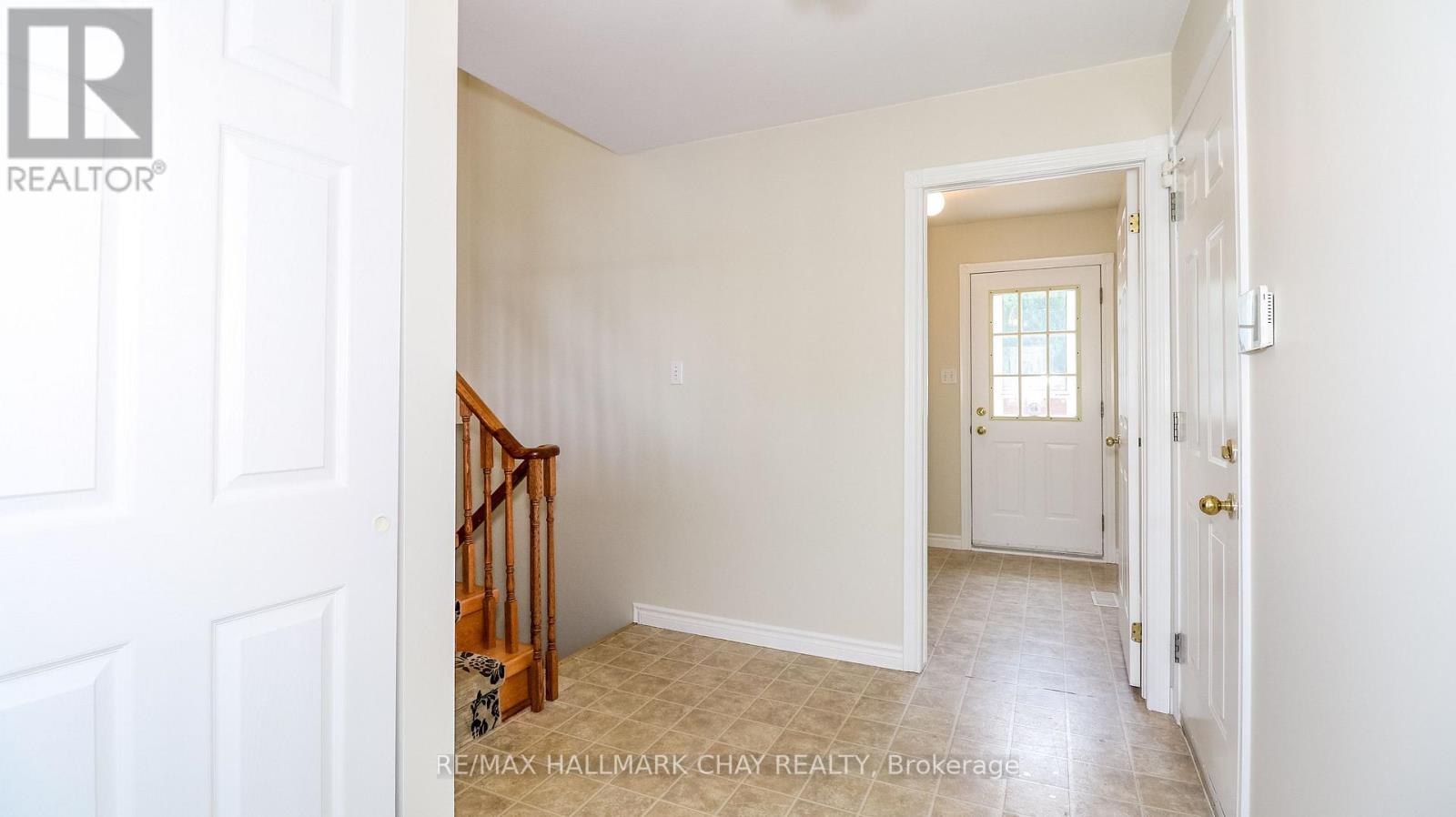 19 Crystalwood Lane, Springwater, Ontario  L0L 1X0 - Photo 23 - S12204395