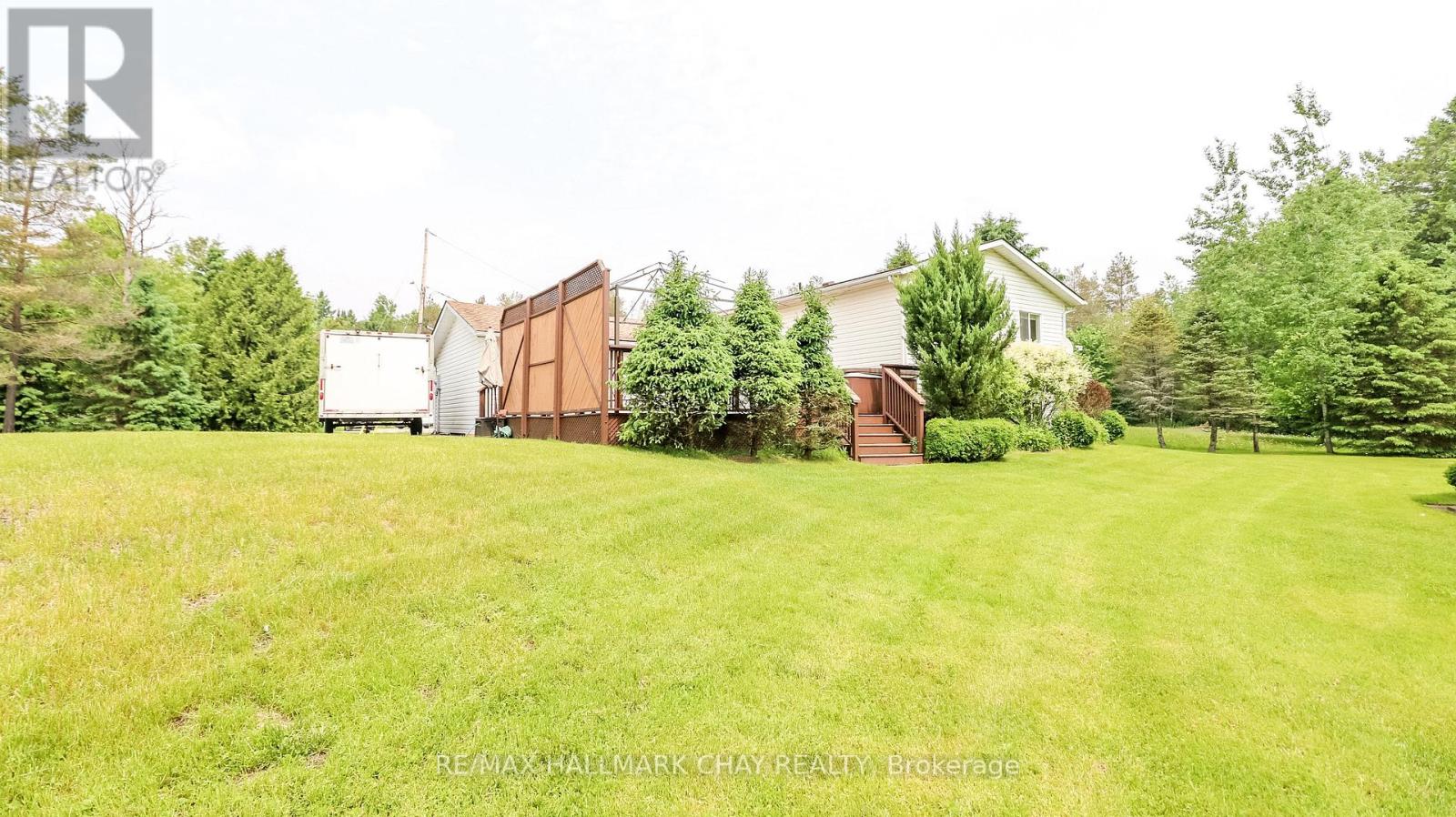 19 Crystalwood Lane, Springwater, Ontario  L0L 1X0 - Photo 4 - S12204395