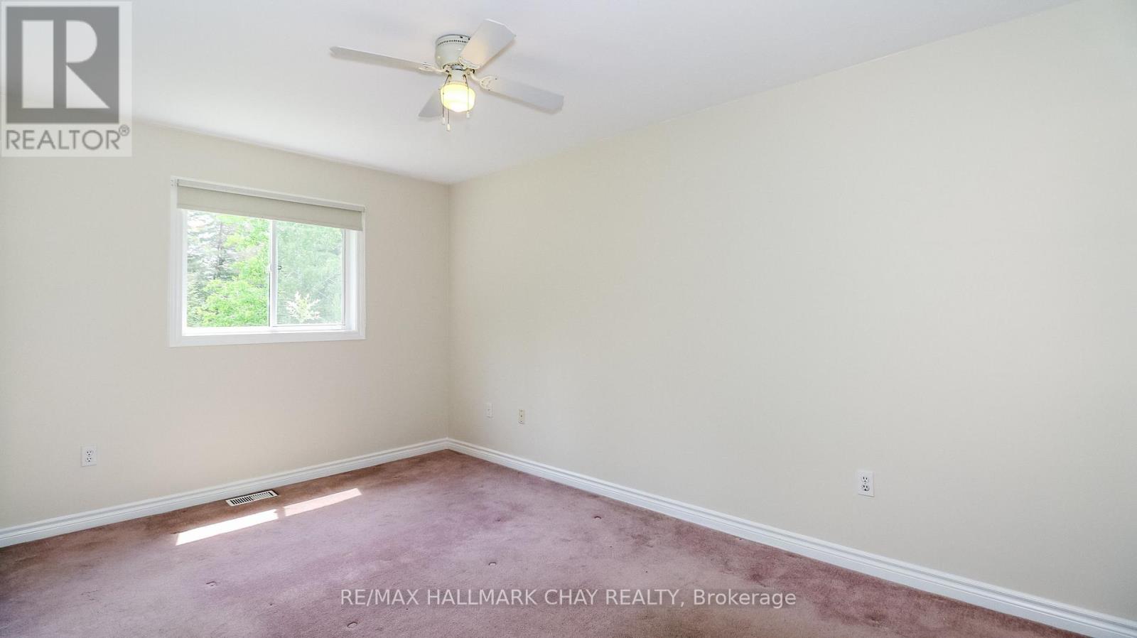 19 Crystalwood Lane, Springwater, Ontario  L0L 1X0 - Photo 40 - S12204395