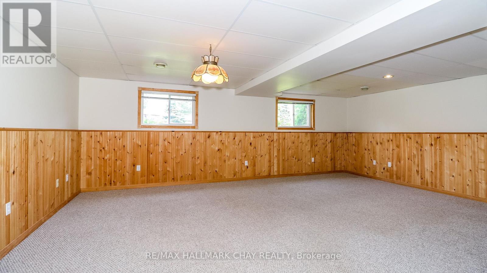 19 Crystalwood Lane, Springwater, Ontario  L0L 1X0 - Photo 47 - S12204395