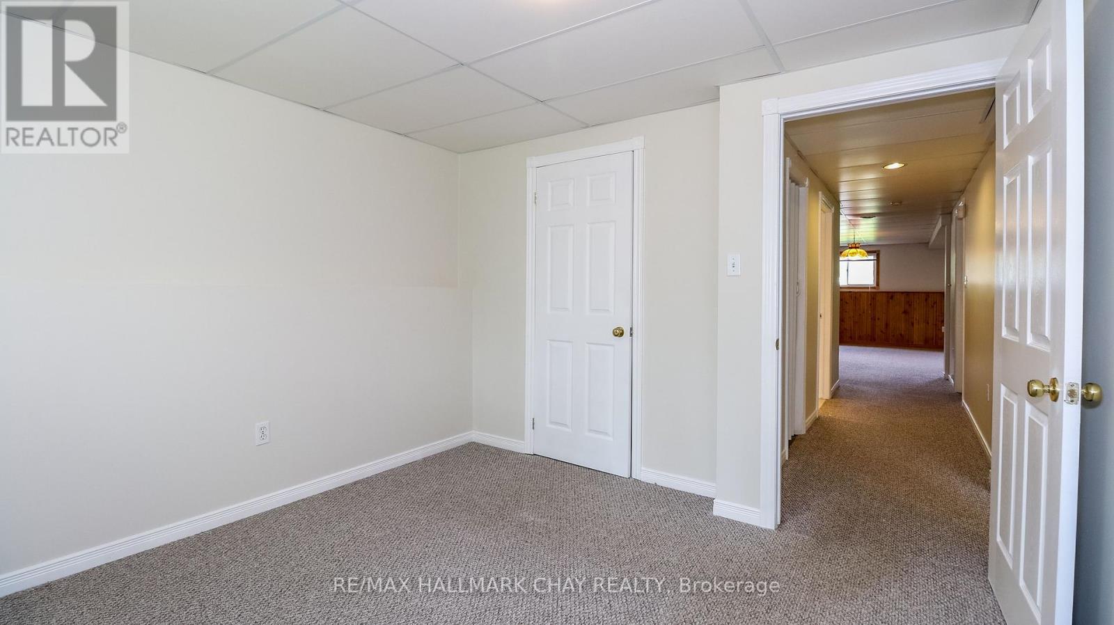 19 Crystalwood Lane, Springwater, Ontario  L0L 1X0 - Photo 48 - S12204395