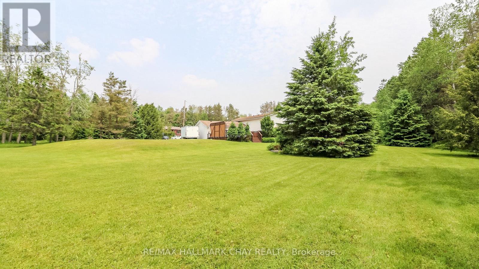 19 Crystalwood Lane, Springwater, Ontario  L0L 1X0 - Photo 6 - S12204395