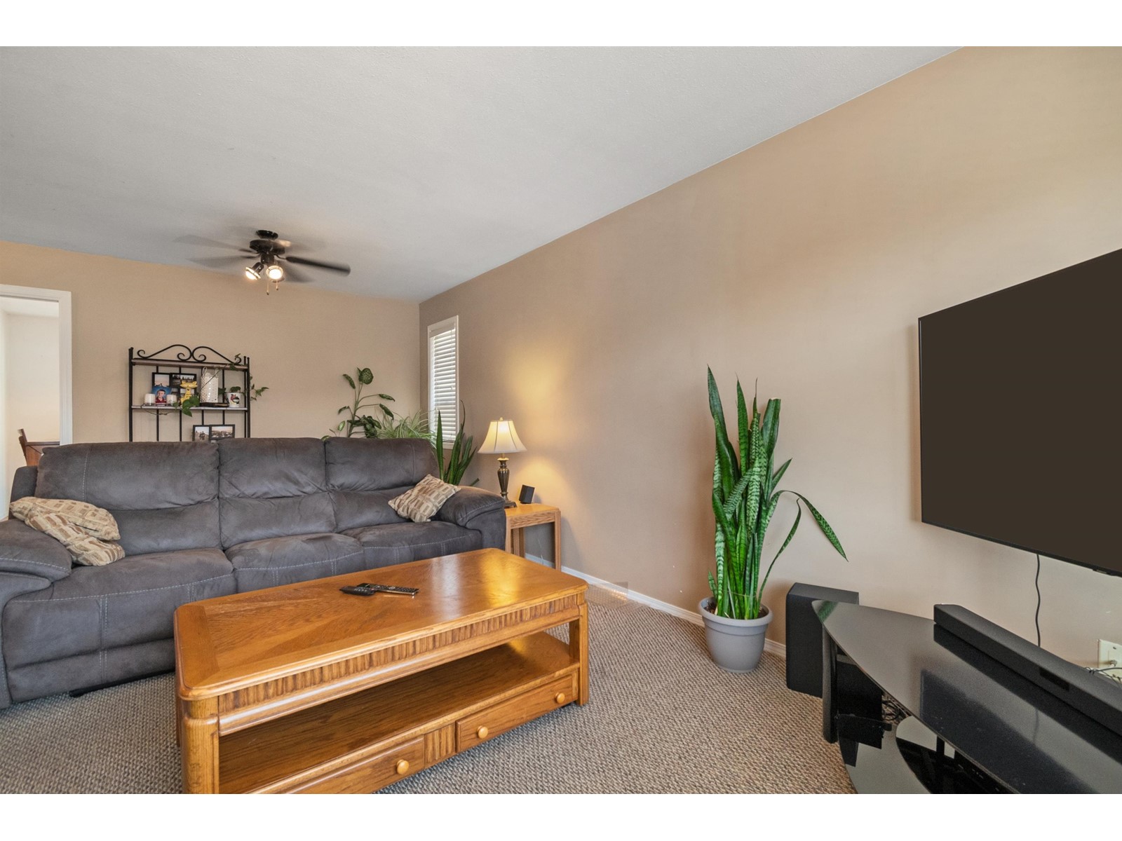 Property at 46627 PORTAGE AVENUE image 5