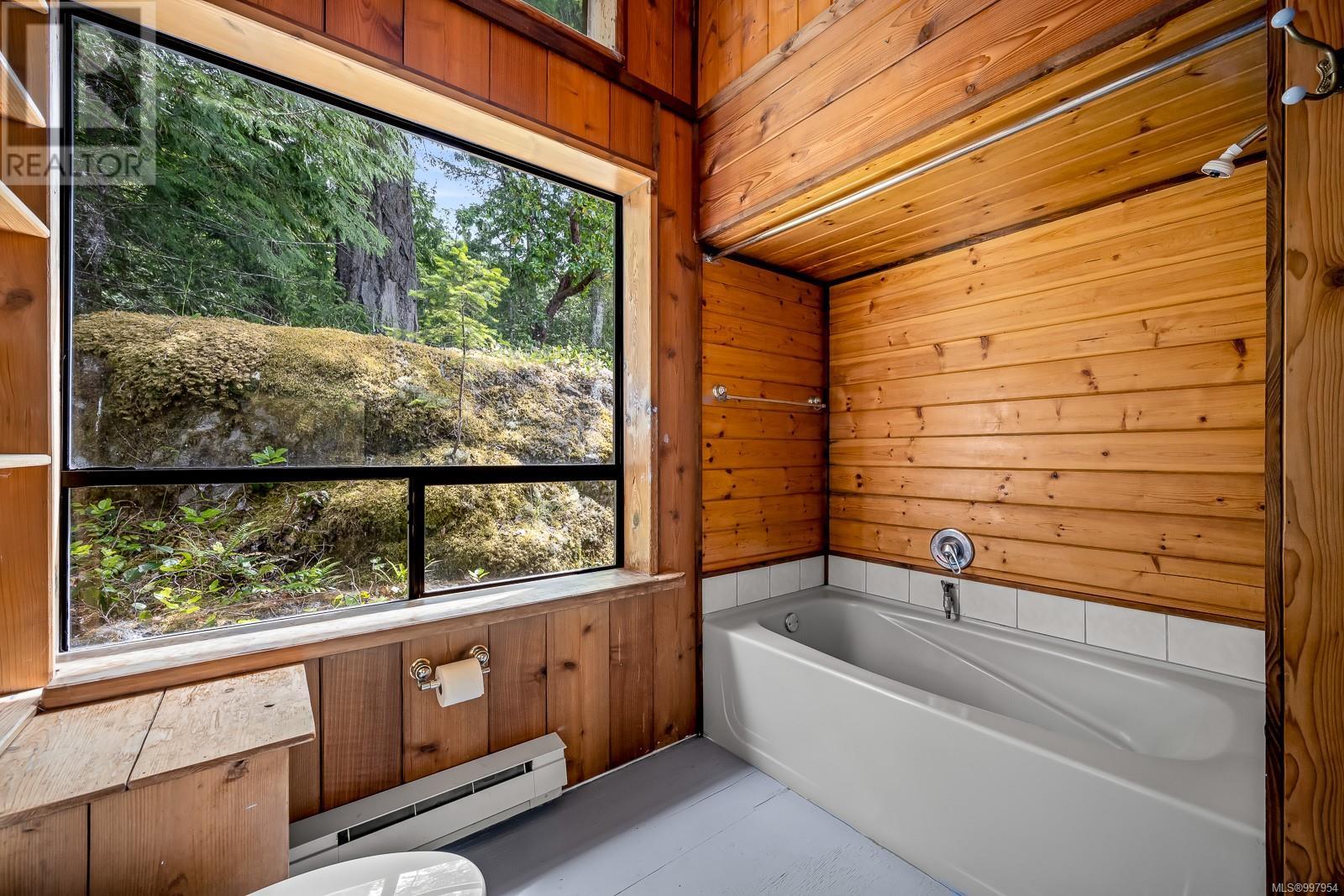 1305 Gorge Harbour Rd, Cortes Island, British Columbia  V0P 1Z0 - Photo 19 - 997954