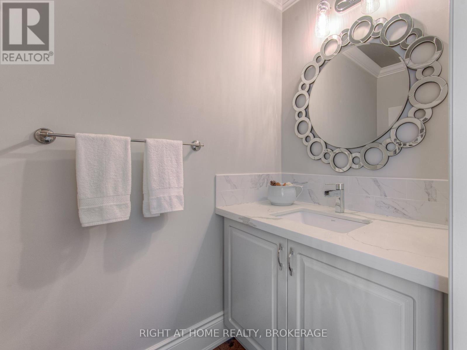 22 - 4280 Taywood Drive, Burlington, Ontario  L7M 4X8 - Photo 24 - W12204407