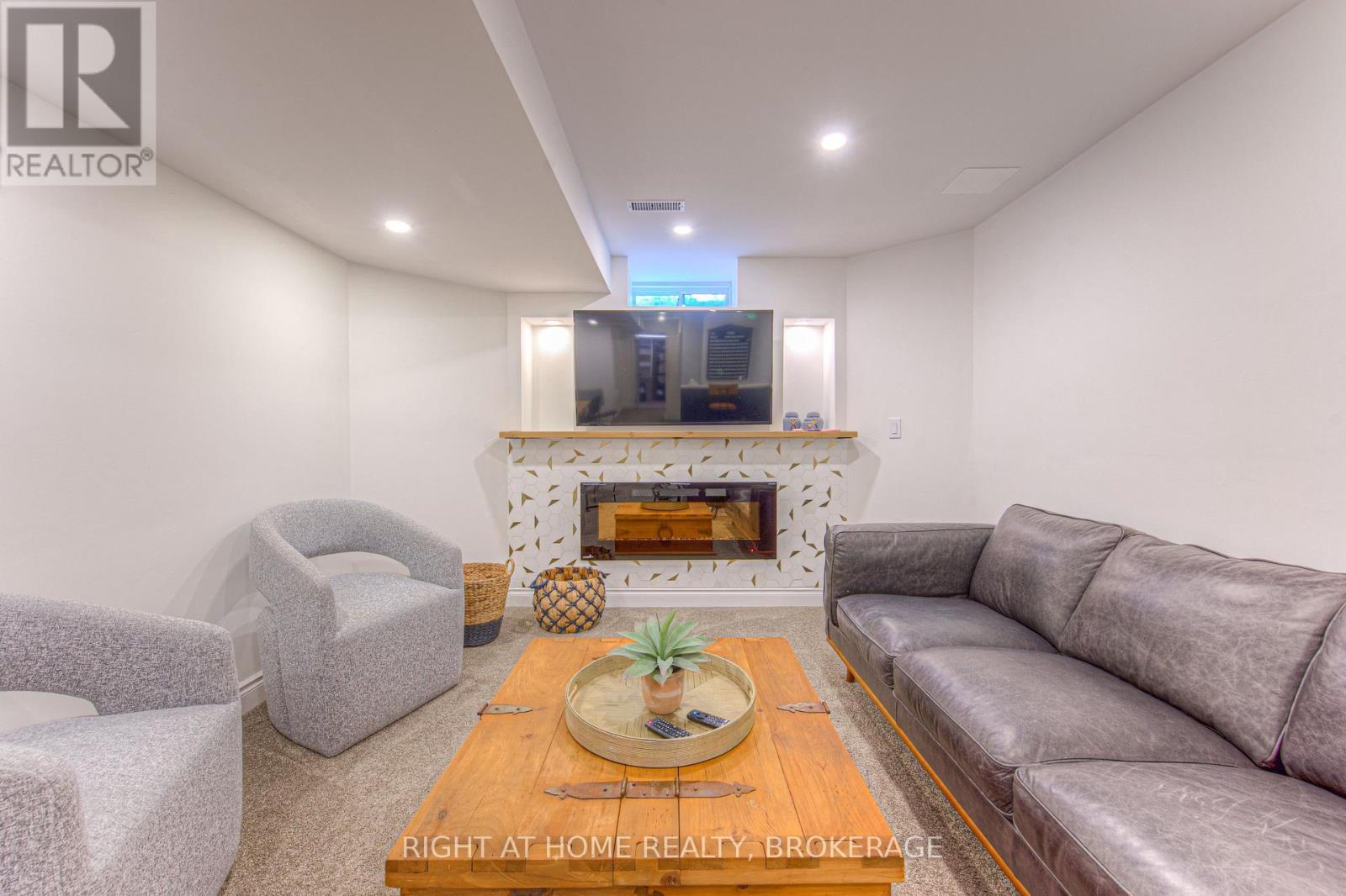 22 - 4280 Taywood Drive, Burlington, Ontario  L7M 4X8 - Photo 35 - W12204407