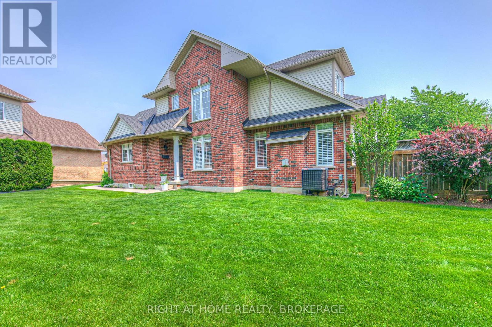 22 - 4280 Taywood Drive, Burlington, Ontario  L7M 4X8 - Photo 39 - W12204407