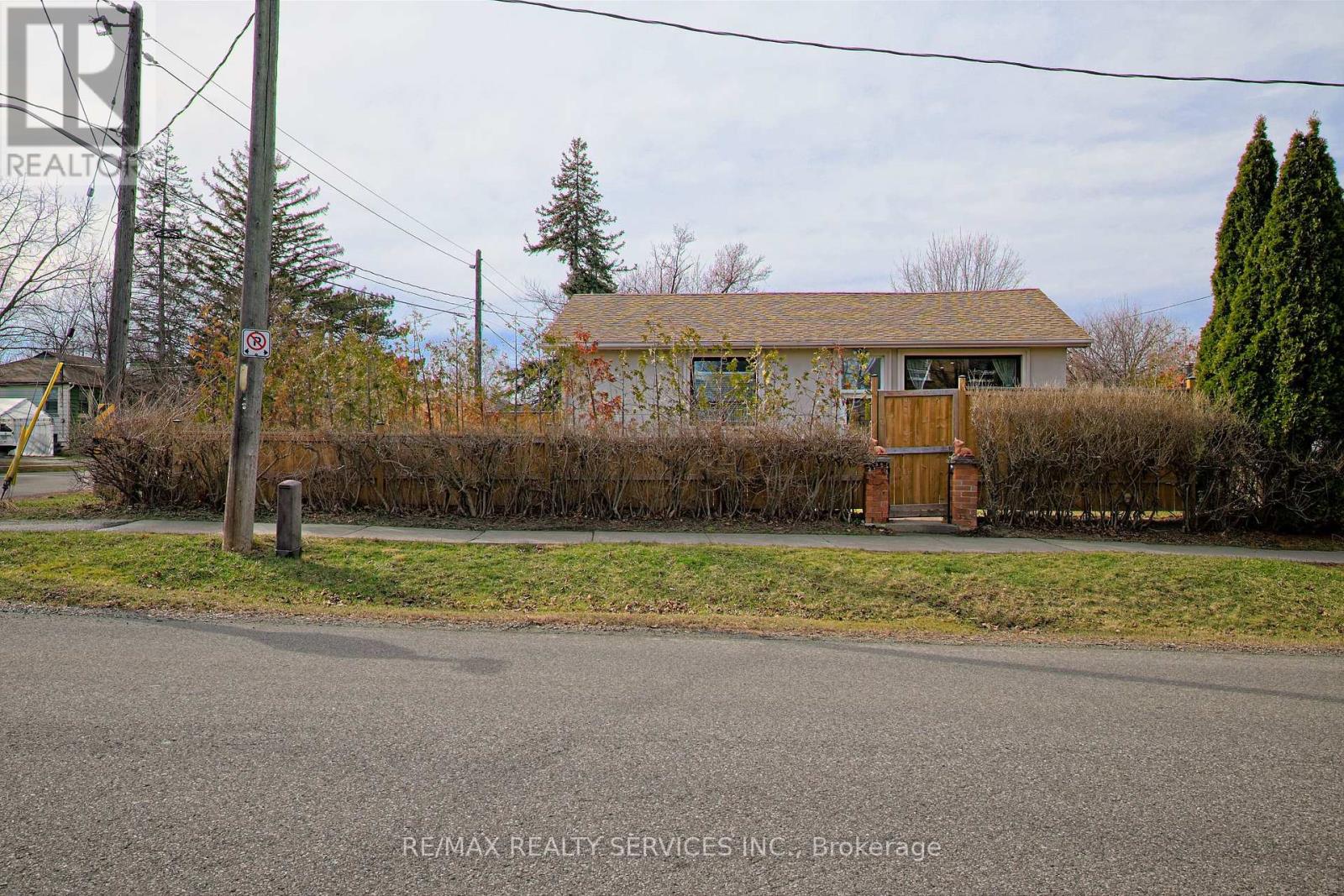 191 Deane Avenue, Oakville, Ontario  L6K 1N4 - Photo 7 - W12204428