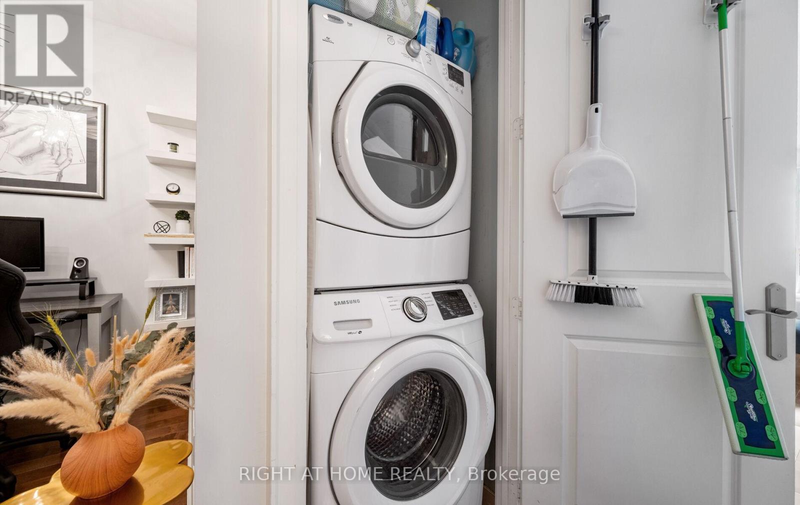 4902 Lph - 50 Absolute Avenue, Mississauga (City Centre), Ontario  L4Z 0A8 - Photo 25 - W12204433