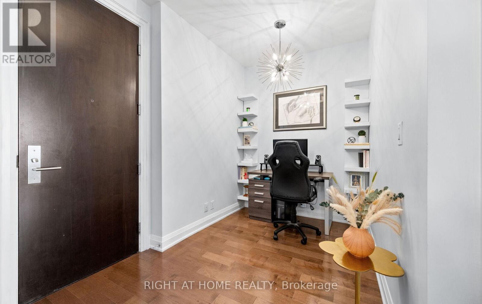 4902 Lph - 50 Absolute Avenue, Mississauga (City Centre), Ontario  L4Z 0A8 - Photo 5 - W12204433